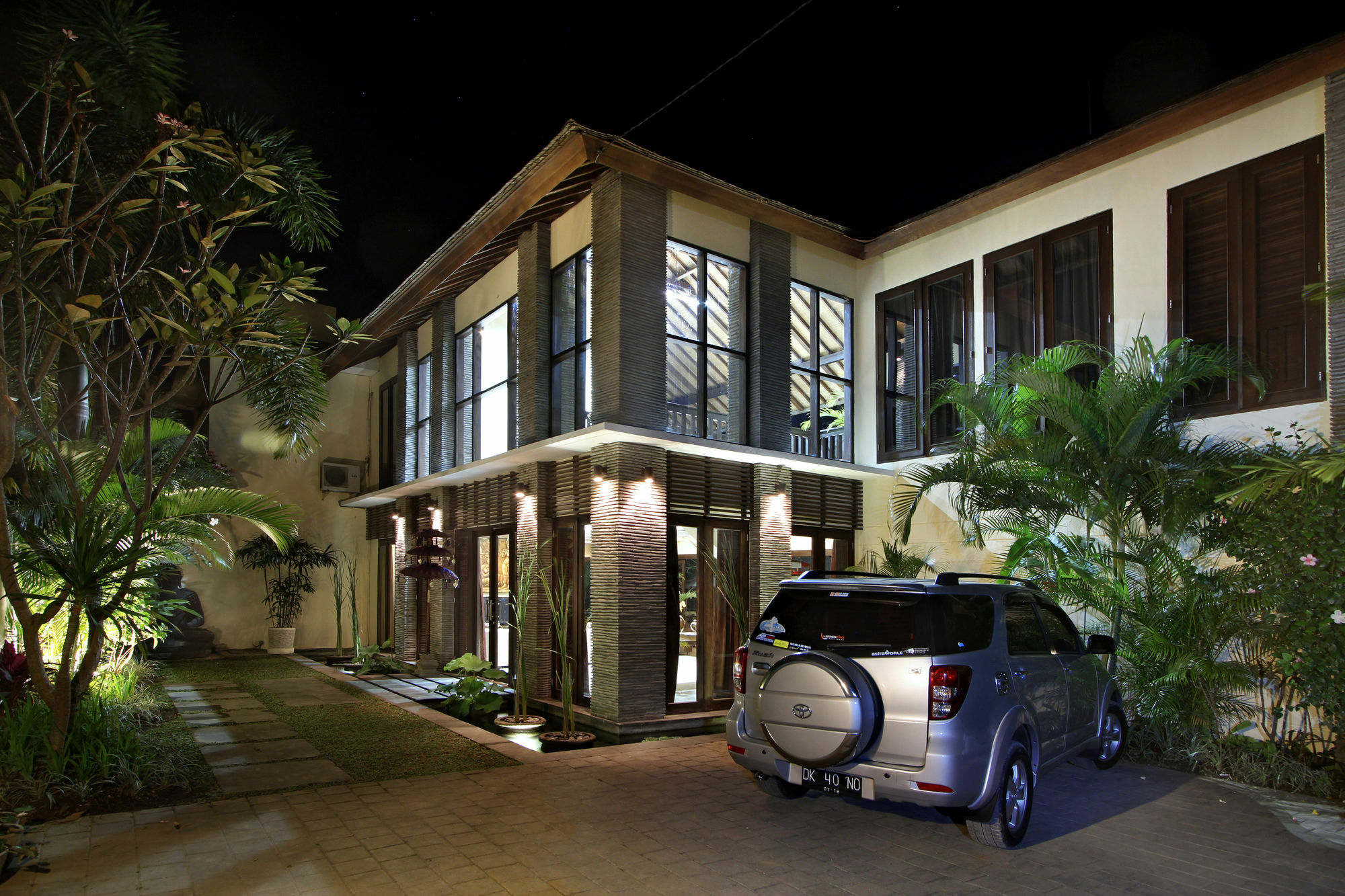 The Bale Tokek Villa Kuta  Exterior photo