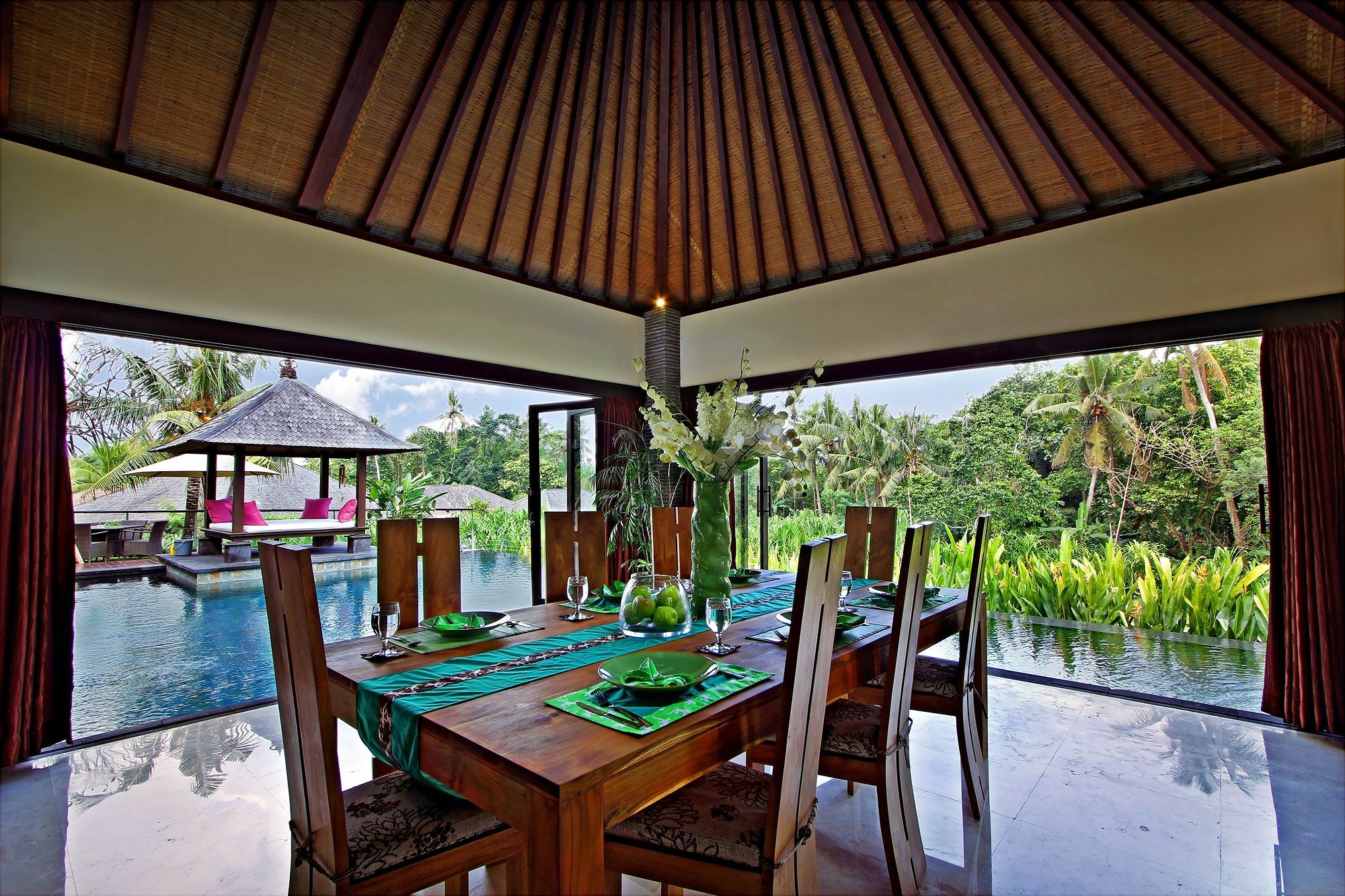 The Bale Tokek Villa Kuta  Exterior photo
